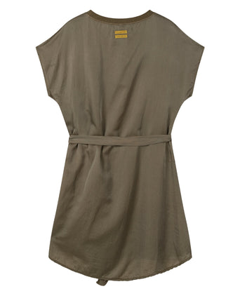 a-lijn jurk zijde met een langere naam die minimaal 2 regels beslaat Front women A-line mini dress with belt made of silk in the color dark safari green